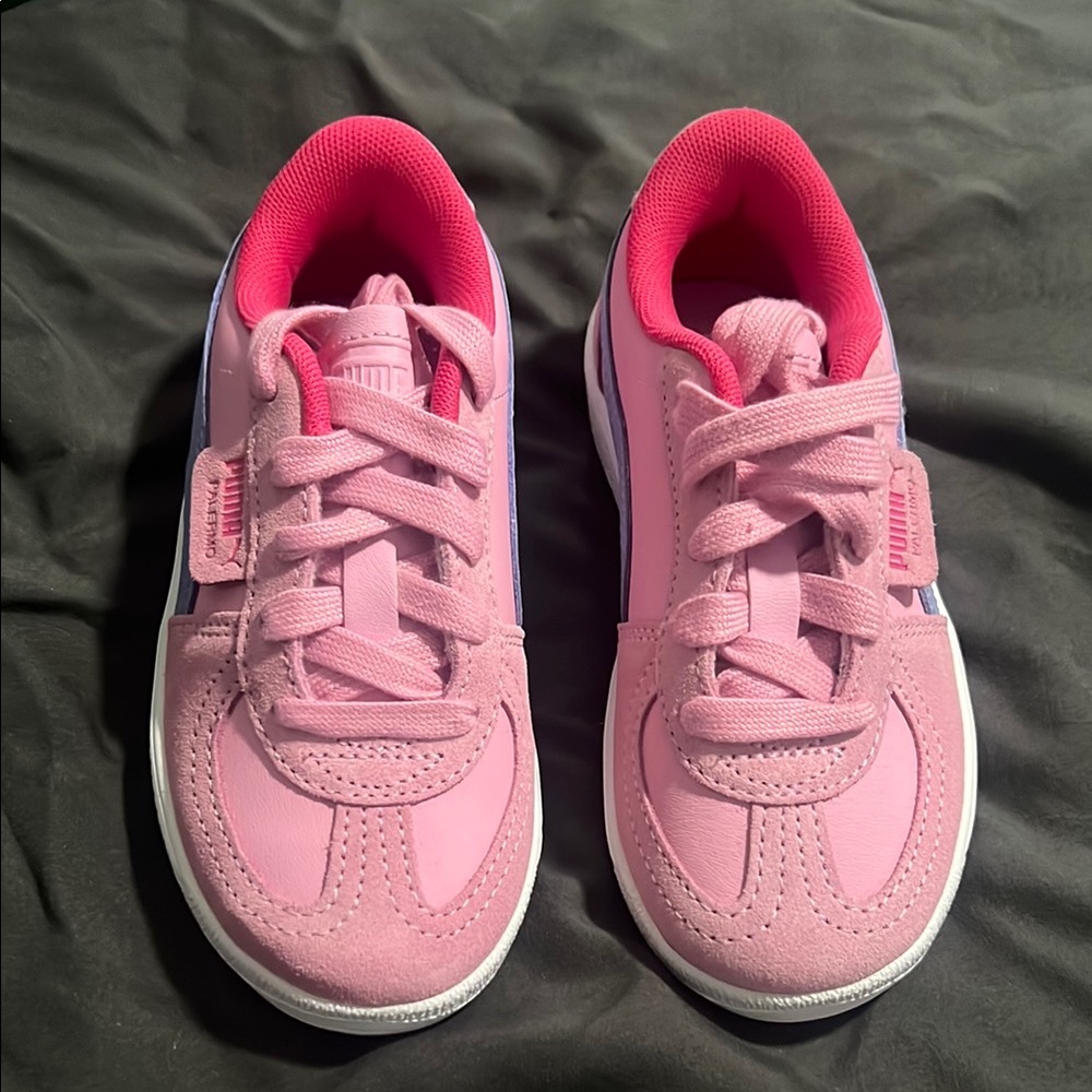 NIB Puma Kids Sneakers in Vibrant Pink